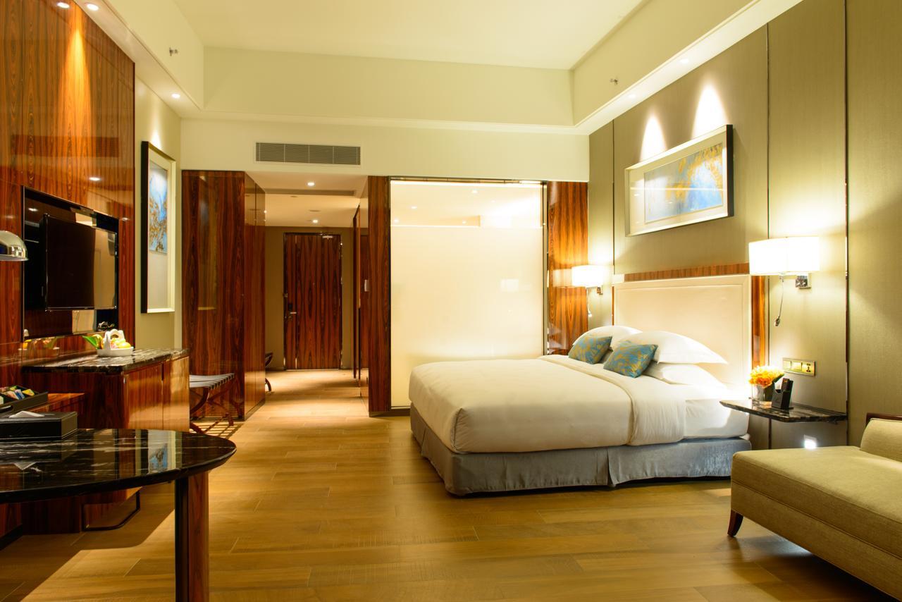 Forest City Marina Hotel Gelang Patah Exterior photo