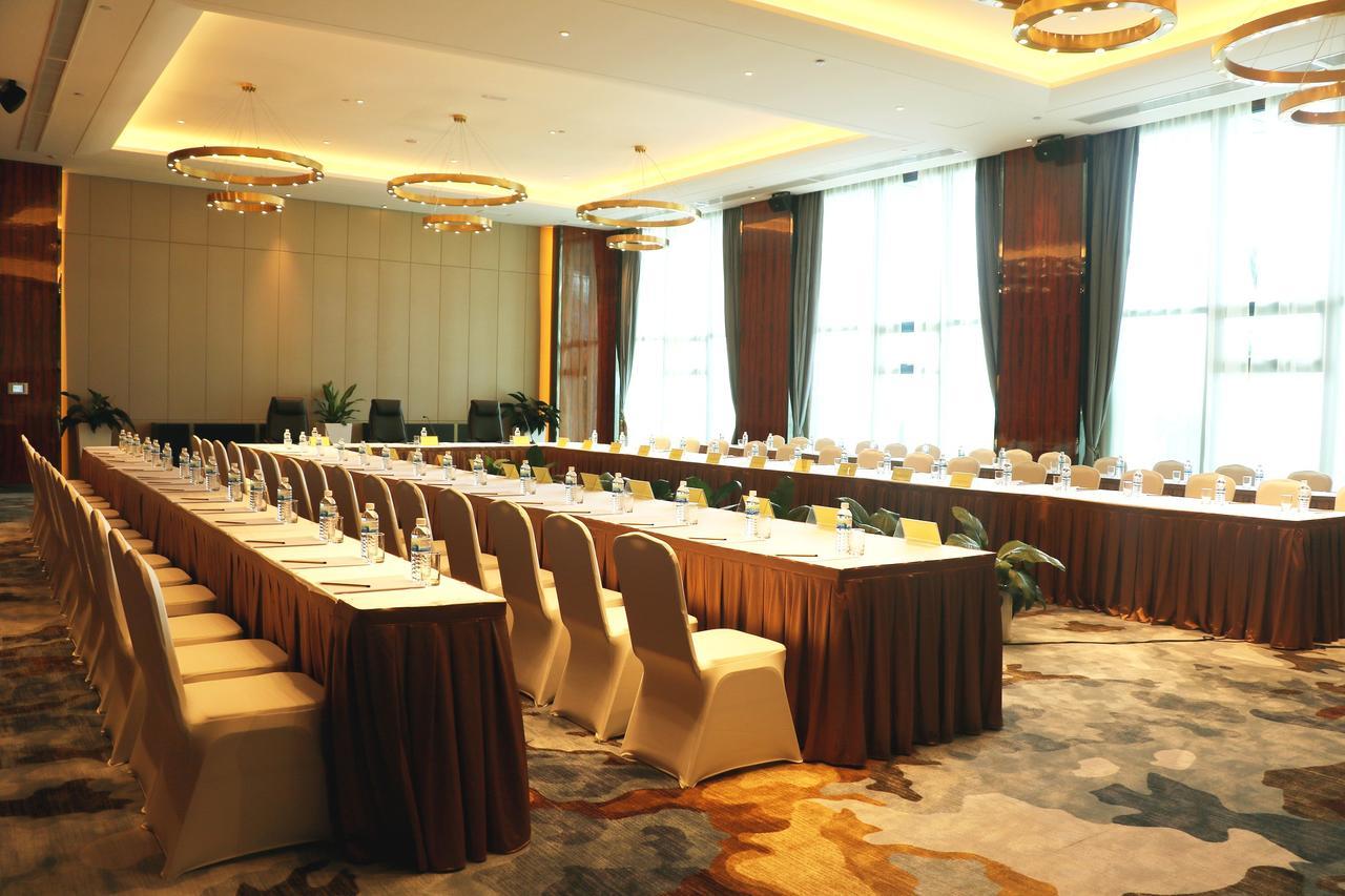 Forest City Marina Hotel Gelang Patah Exterior photo